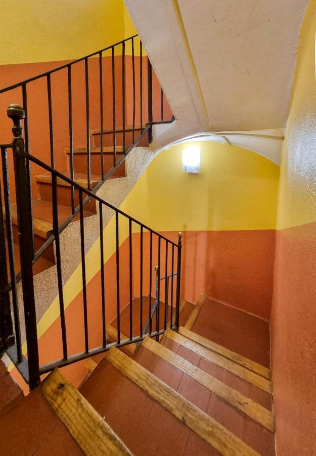 Classbedroom Gothic Ramblas Apartments Barselona Dış mekan fotoğraf